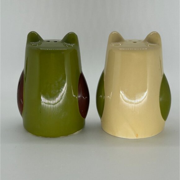 Vintage Owl Salt & Pepper Shakers 1970s-1980s Ceramic Kitschy Olive Green Beige - Picture 3 of 6